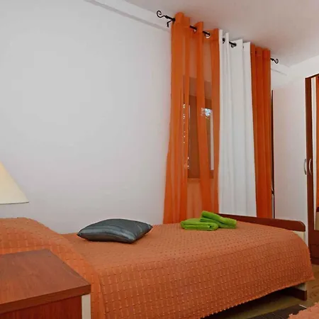 Appartamento In - Istrien 44223 Baderna