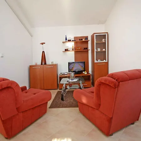 In - Istrien 44223 Apartment Baderna